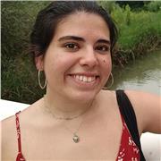 Profesora de diversas asignaturas para niños desde primaria hasta 4º de la ESO